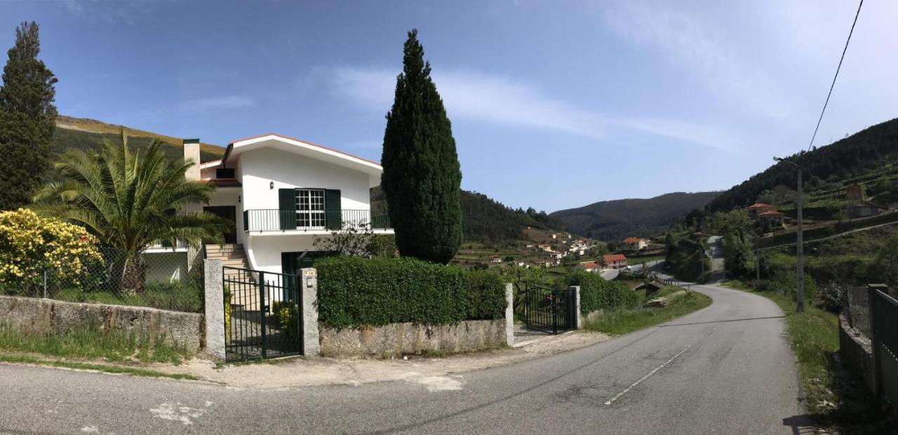 Casa Largo Da Igreja Villa Teixeira Exterior photo